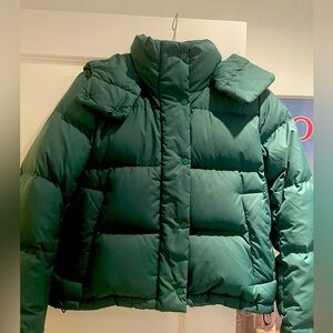 Lululemon Wonder Puff Cropped